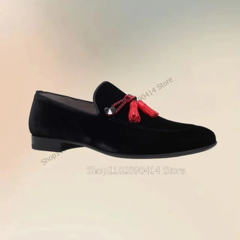 Red Leather Tassels Decor Black Flock Loafers Fashion Slip On Men Shoes Luxurious Handmade Party Banquet Office Men Casual Shoes
Red Leather Tassels Decor Black Flock Loafers Fashion Slip On Men Shoes Luxurious Handmade Party Banquet Office Men Casual Shoes