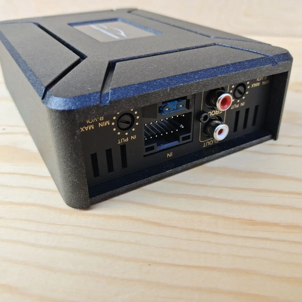 Автомобильный аудиопроцессор Android Screen DSP Amplifier 12V, усилитель звука без потерь
Автомобильный аудиопроцессор Android Screen DSP Amplifier 12V, усилитель звука без потерь