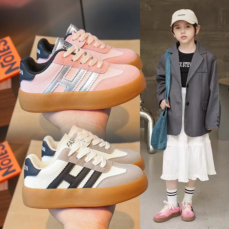 Children's Sports Shoes 2024 Spring New Boys and Girls Soft Sole Fashion Casual Shoes
Children's Sports Shoes 2024 Spring New Boys and Girls Soft Sole Fashion Casual Shoes