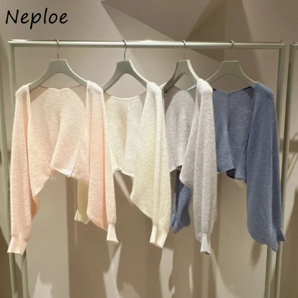 Neploe Solid Gentle Fresh Elegant Cardigan Knit All-match Sweet Loose Batwing Sleeve Literary Jumper Japan 2025 Spring New Top
Neploe Solid Gentle Fresh Elegant Cardigan Knit All-match Sweet Loose Batwing Sleeve Literary Jumper Japan 2025 Spring New Top