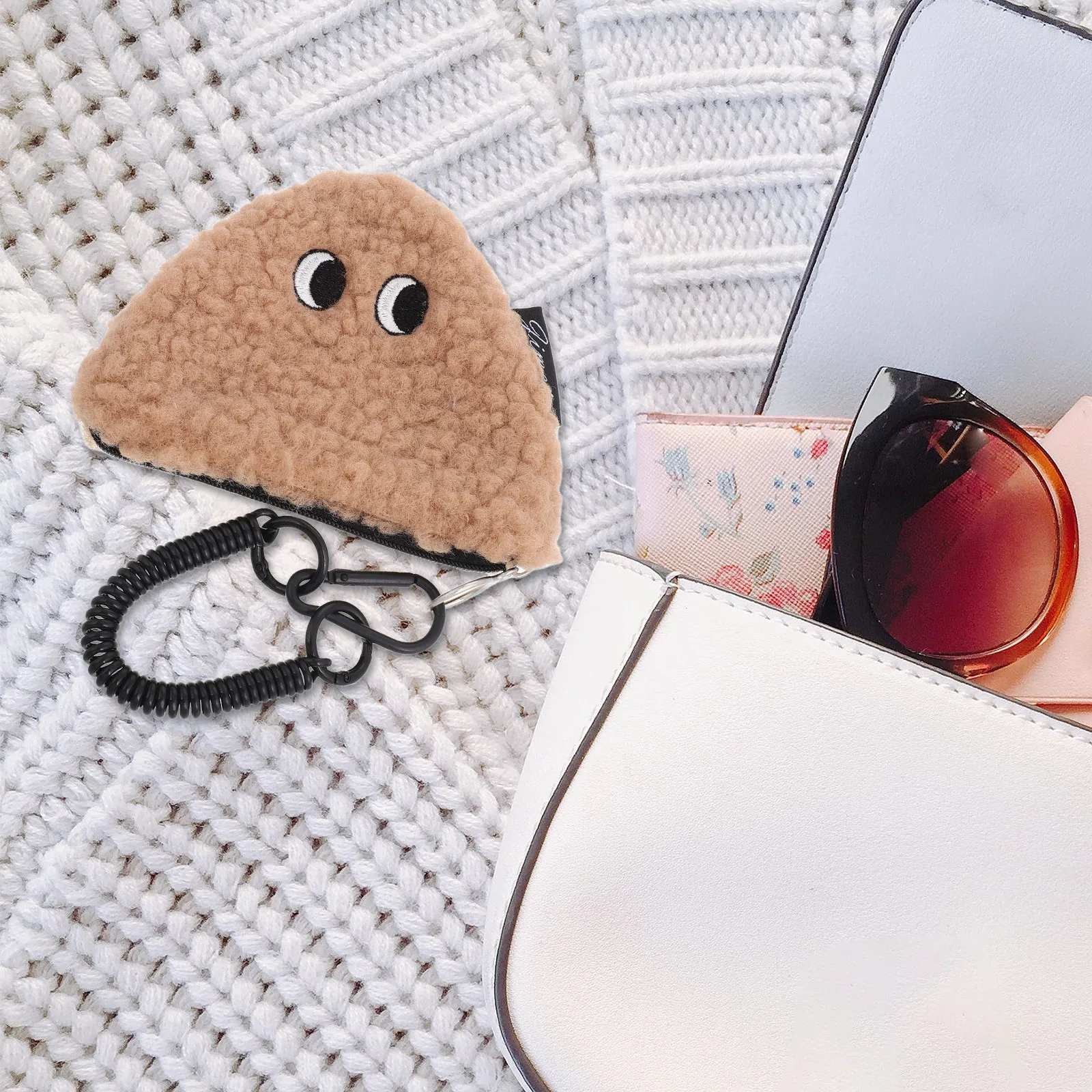 Onigiri Inspired Coin Purse Small Zippered Wallet Soft Touch Fabric Keychain Attachable Mini Pouch for Coins Cash Cards Kawaii
Onigiri Inspired Coin Purse Small Zippered Wallet Soft Touch Fabric Keychain Attachable Mini Pouch for Coins Cash Cards Kawaii