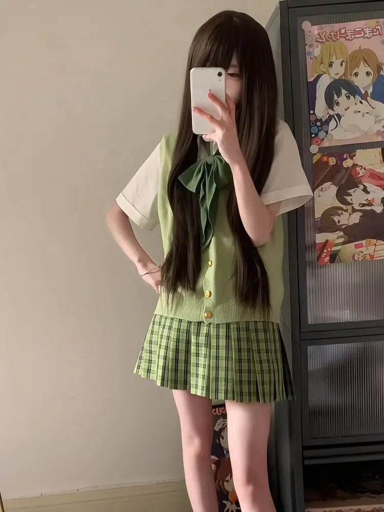 Green Uniform Set Summer Atmosphere JK School Uniform Vest Plum Knitted Cardigan Women's Fashion Layering Clothes
Green Uniform Set Summer Atmosphere JK School Uniform Vest Plum Knitted Cardigan Women's Fashion Layering Clothes