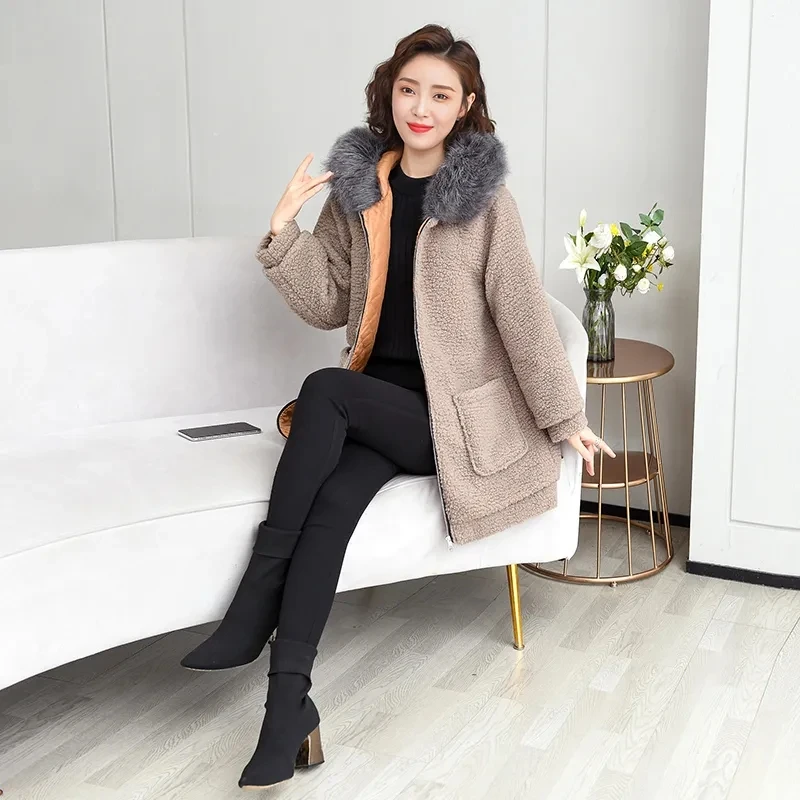 Faux Fur Coat Women Hooded Winter Jacket 2024 New Loose Oversize Grain Cashmere Lamb Wool Coats Female Long Warm Parkas
Faux Fur Coat Women Hooded Winter Jacket 2024 New Loose Oversize Grain Cashmere Lamb Wool Coats Female Long Warm Parkas