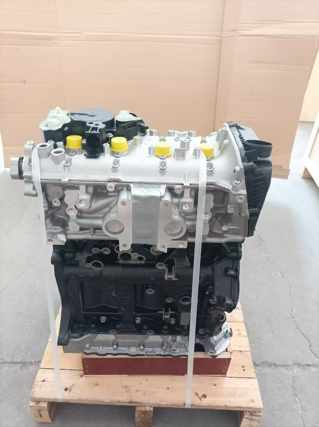 HOT-Factory Price Brand New 2.0T DBF Engine Assembly For Volkswagen 
HOT-Factory Price Brand New 2.0T DBF Engine Assembly For Volkswagen
