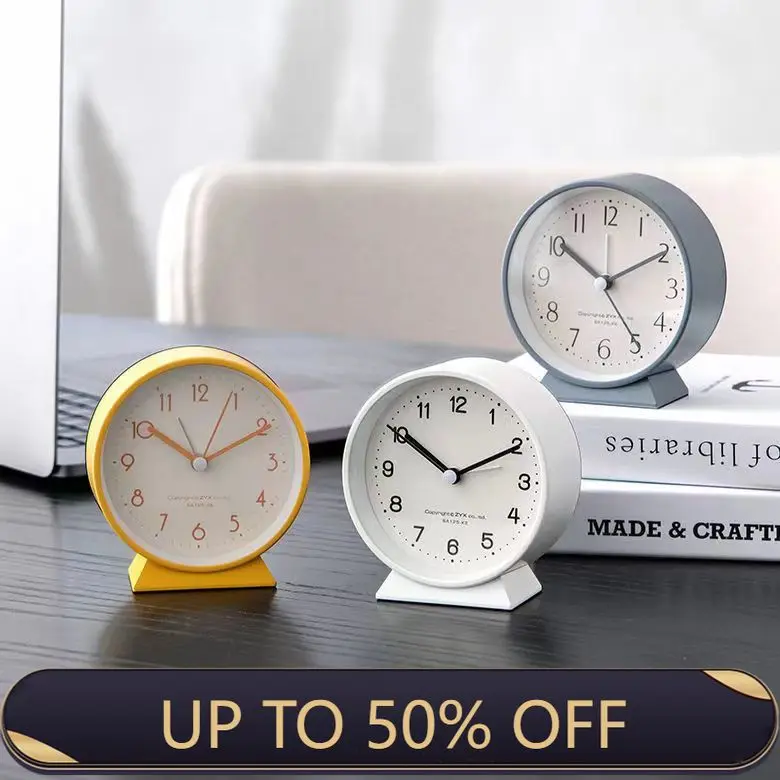 A Cute and Simple Round Bedside Table with A Clock Timer and A Small Student Alarm Clock
A Cute and Simple Round Bedside Table with A Clock Timer and A Small Student Alarm Clock