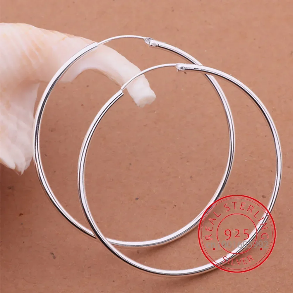 Серьги-кольца из 100% чистого серебра 925 пробы для женщин, 50 мм, 60 мм, круглые серьги-кольца, простые женские серебряные серьги-кольца
Серьги-кольца из 100% чистого серебра 925 пробы для женщин, 50 мм, 60 мм, круглые серьги-кольца, простые женские серебряные серьги-кольца