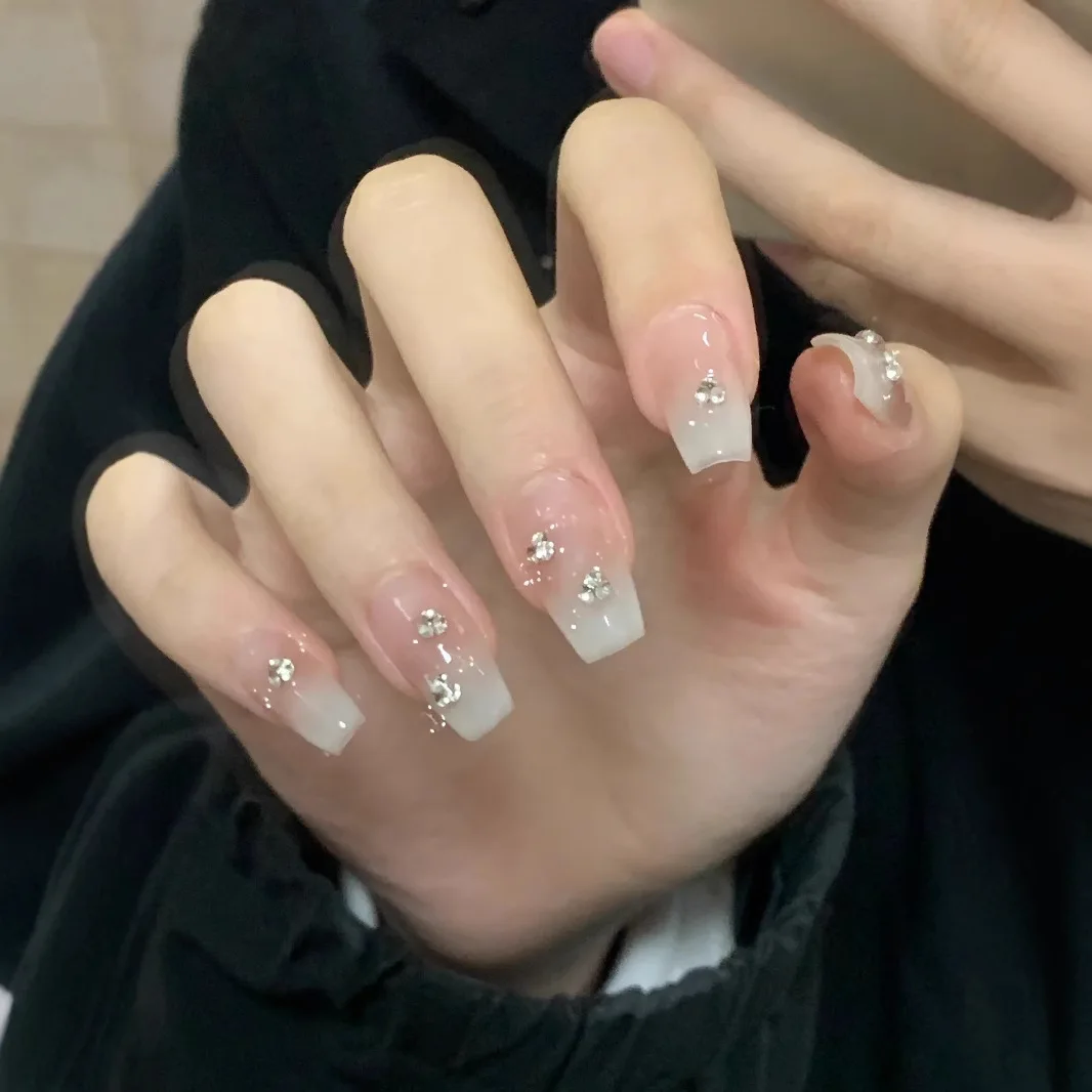 10pcs Handmade Press on Nails with Glue Nude Rhinestones Nail Tips False Nails Girls Coffin Finger Nails with Charms Removable
10pcs Handmade Press on Nails with Glue Nude Rhinestones Nail Tips False Nails Girls Coffin Finger Nails with Charms Removable