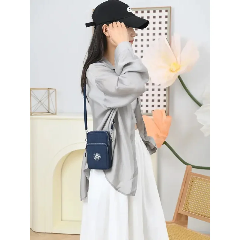 The Newest Ins Style Simple Single Shoulder Bag Crossbody Small Square Bag For Men And Women Fashion Trendy Lightweight Versatil
The Newest Ins Style Simple Single Shoulder Bag Crossbody Small Square Bag For Men And Women Fashion Trendy Lightweight Versatil