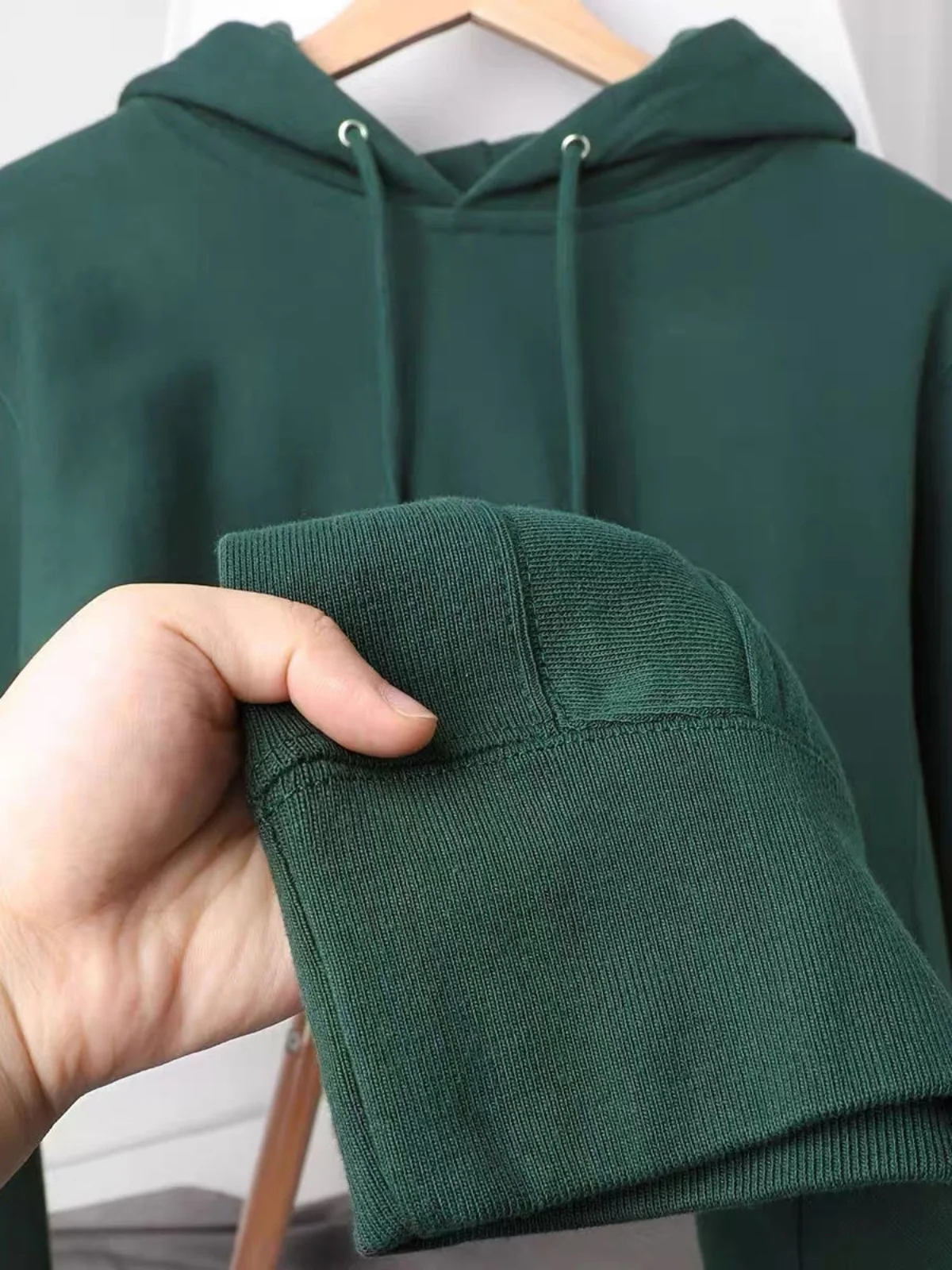 Heavyweight Fce Hoodie Men's Pure Color Cotton Sweatirt Casual Comfortable Breathable Winter New Arrival Street Sle
Heavyweight Fce Hoodie Men's Pure Color Cotton Sweatirt Casual Comfortable Breathable Winter New Arrival Street Sle
