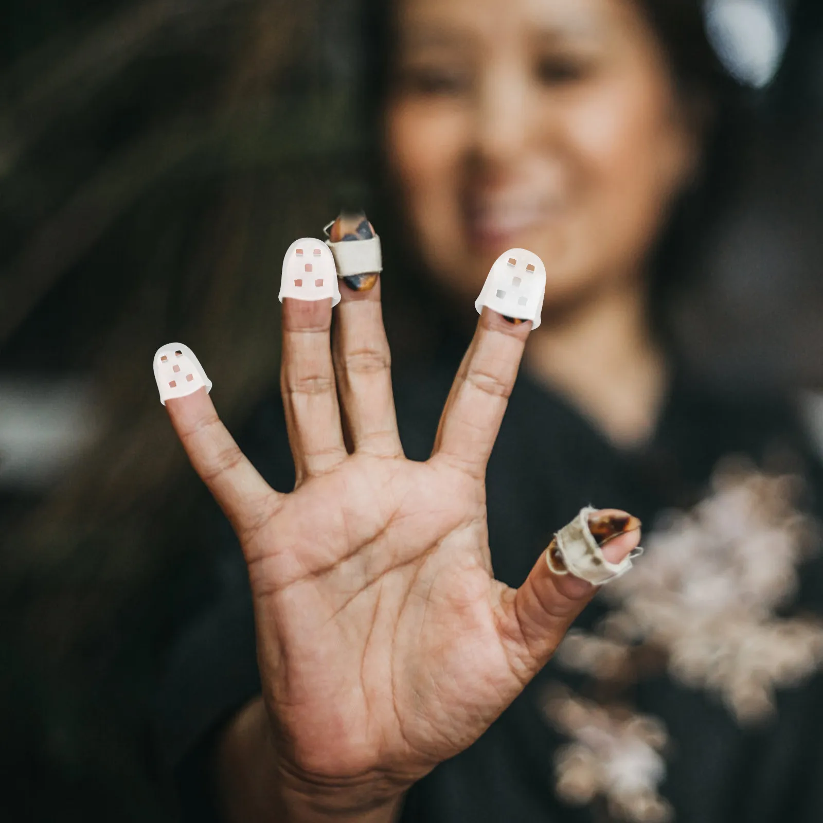 50 шт. Прозрачные силиконовые напальчники для гитары, мягкие, нескользящие, для гитары, гучжэна, бас-гитары, укулеле, для начинающих, от боли в пальцах
50 шт. Прозрачные силиконовые напальчники для гитары, мягкие, нескользящие, для гитары, гучжэна, бас-гитары, укулеле, для начинающих, от боли в пальцах