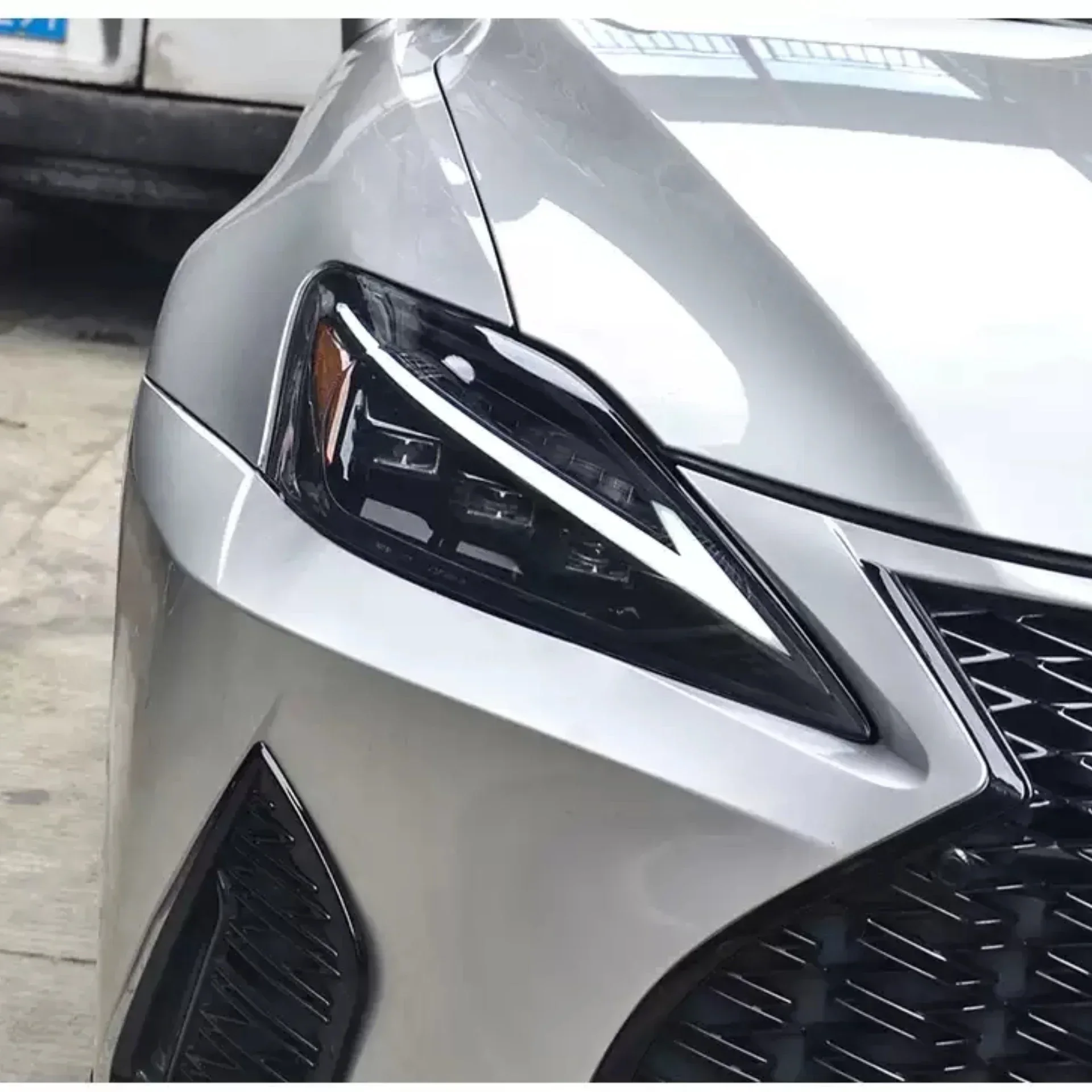 RQXR фара в сборе для Lexus IS250 IS300, модифицированные светодиодные дневные ходовые огни, указатель поворота, автомобильные аксессуары
RQXR фара в сборе для Lexus IS250 IS300, модифицированные светодиодные дневные ходовые огни, указатель поворота, автомобильные аксессуары