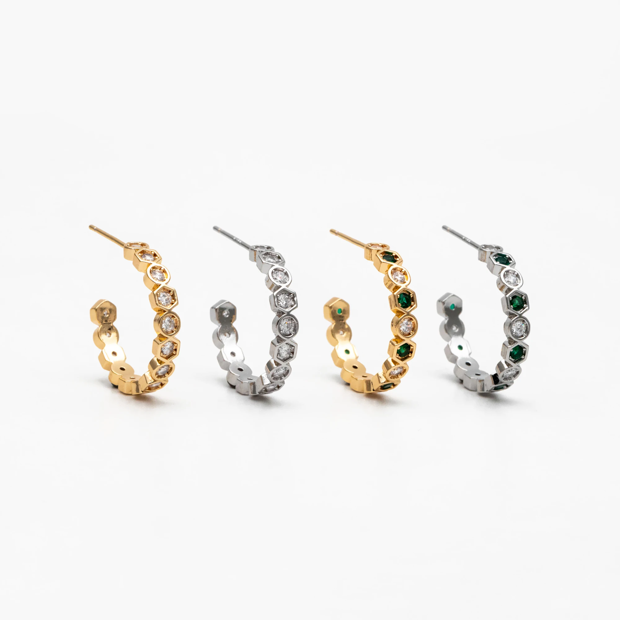 4pcs CZ Pave Gold/ Silver Round Circle Earrings, Gold/ Rhodium Plated Brass, Geometric Hoop Stud Earrings (GB-4511)
4pcs CZ Pave Gold/ Silver Round Circle Earrings, Gold/ Rhodium Plated Brass, Geometric Hoop Stud Earrings (GB-4511)