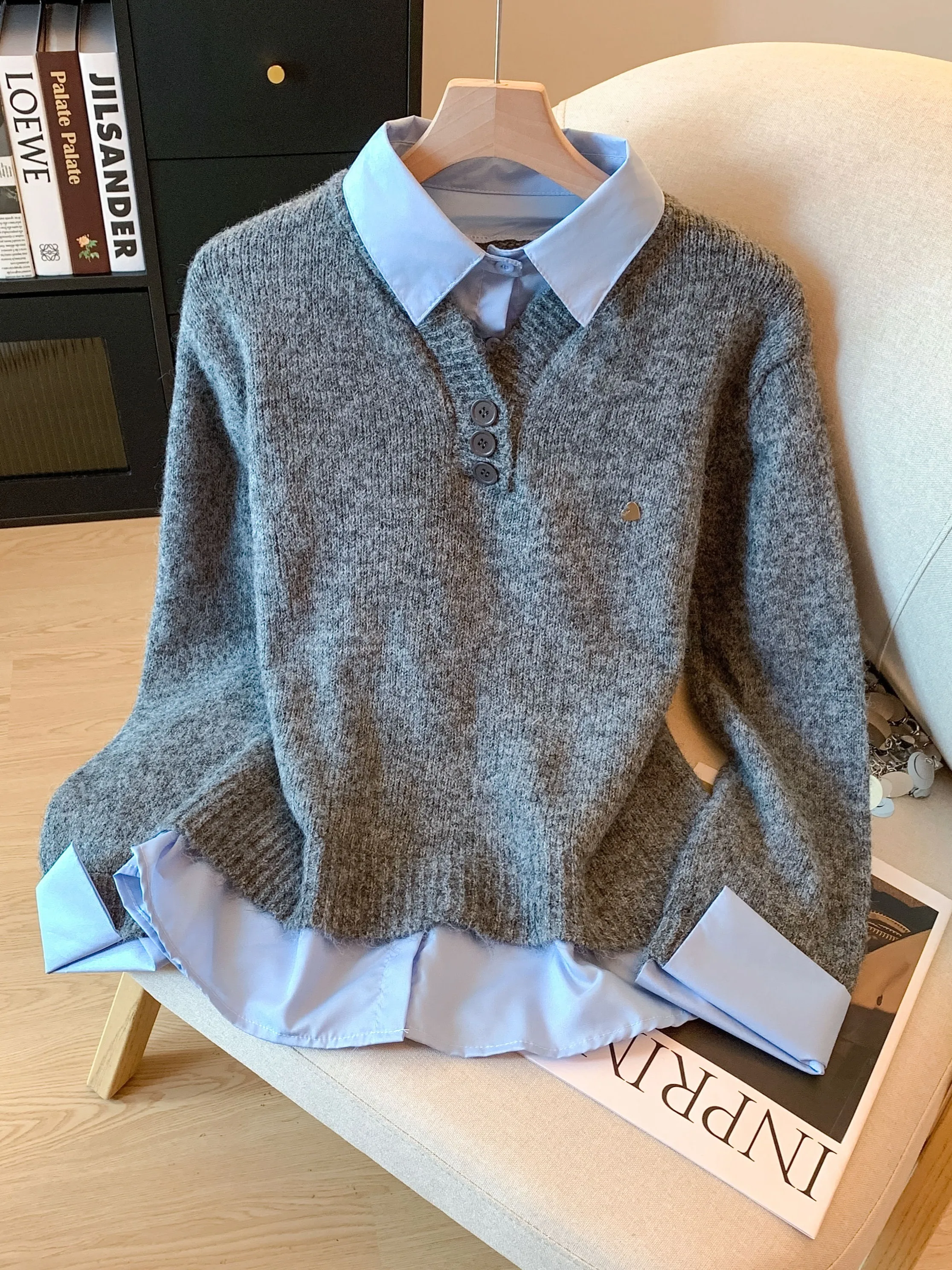 Women's Knitted Sweater Fake Two-Piece Design Layering Shirt Casual Comfortable Long Sleeve Neck Regular Fit Korean Style
Women's Knitted Sweater Fake Two-Piece Design Layering Shirt Casual Comfortable Long Sleeve Neck Regular Fit Korean Style