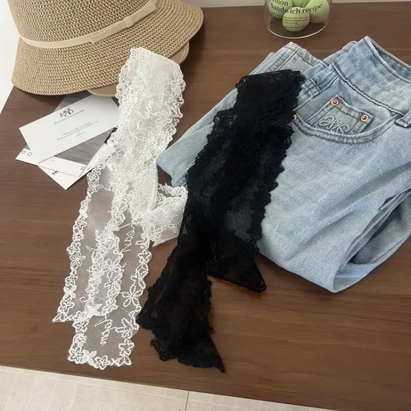 Y2K Unique Long Lace Waistband with Floral Bow Tie-Up Belt for Dresses And Jeans Thin Lace Scarf Hair Band Accessory
Y2K Unique Long Lace Waistband with Floral Bow Tie-Up Belt for Dresses And Jeans Thin Lace Scarf Hair Band Accessory