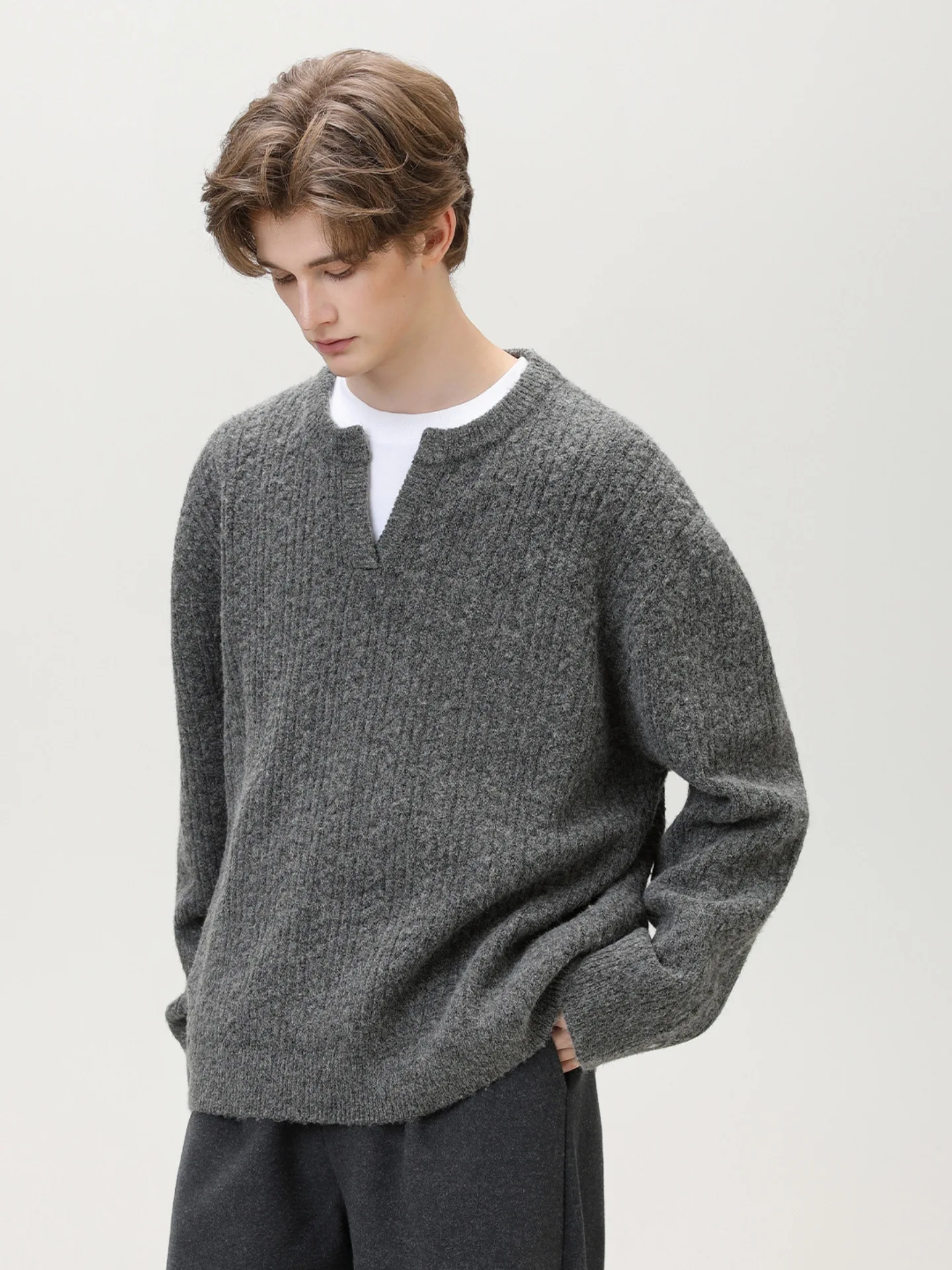 Men's Textured Cable Knit Sweater V-Neck Loose Fit American Vintage Streetwear Fall Winter Cozy Non-Itch Pullover
Men's Textured Cable Knit Sweater V-Neck Loose Fit American Vintage Streetwear Fall Winter Cozy Non-Itch Pullover