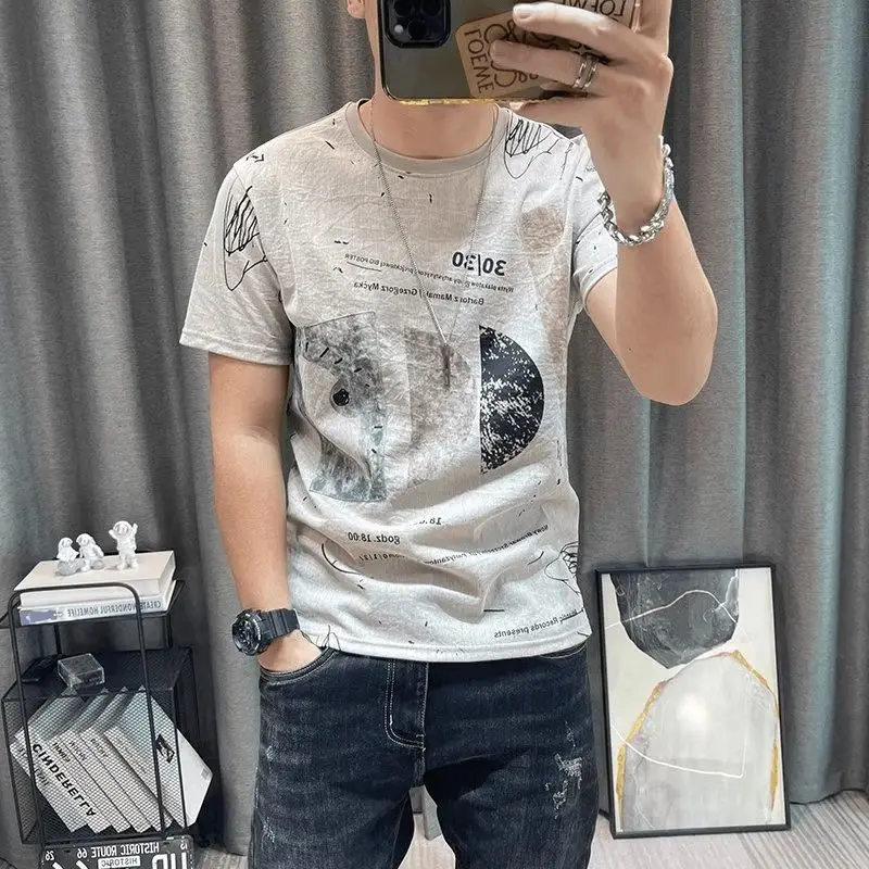 Foufurieux Trend Fashion Short Sleeved T-shirt Men Tops Summer New High end O-neck Thin Slim Fit Printed T-shirts Men Clothing
Foufurieux Trend Fashion Short Sleeved T-shirt Men Tops Summer New High end O-neck Thin Slim Fit Printed T-shirts Men Clothing