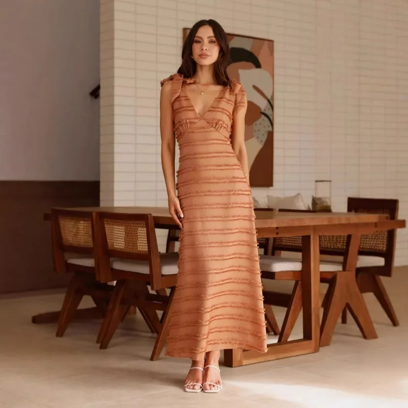 2025 европейское и американское трансграничное летнее новое французское ретро-нежное элегантное текстурное платье с v-образным вырезом-68651, слегка эластичность
2025 европейское и американское трансграничное летнее новое французское ретро-нежное элегантное текстурное платье с v-образным вырезом-68651, слегка эластичность