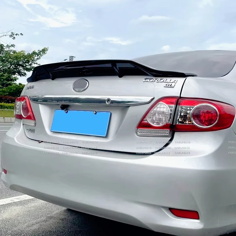 For Toyota Corolla Spoiler 2008-2013 R Style ABS Glossy Black Carbon Fiber Look Rear Trunk Lip Spoiler Body Kit Accessories
For Toyota Corolla Spoiler 2008-2013 R Style ABS Glossy Black Carbon Fiber Look Rear Trunk Lip Spoiler Body Kit Accessories
