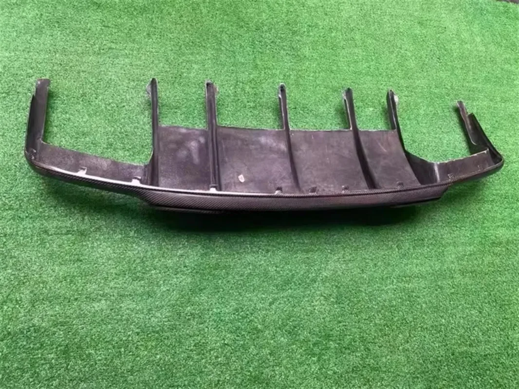 R-type Carbon Fiber Rear Diffuser With Light W218 CLS63 Body Kit for CLS-CLASS Bumper Lip Side Skirts Front Spoiler Wing
R-type Carbon Fiber Rear Diffuser With Light W218 CLS63 Body Kit for CLS-CLASS Bumper Lip Side Skirts Front Spoiler Wing