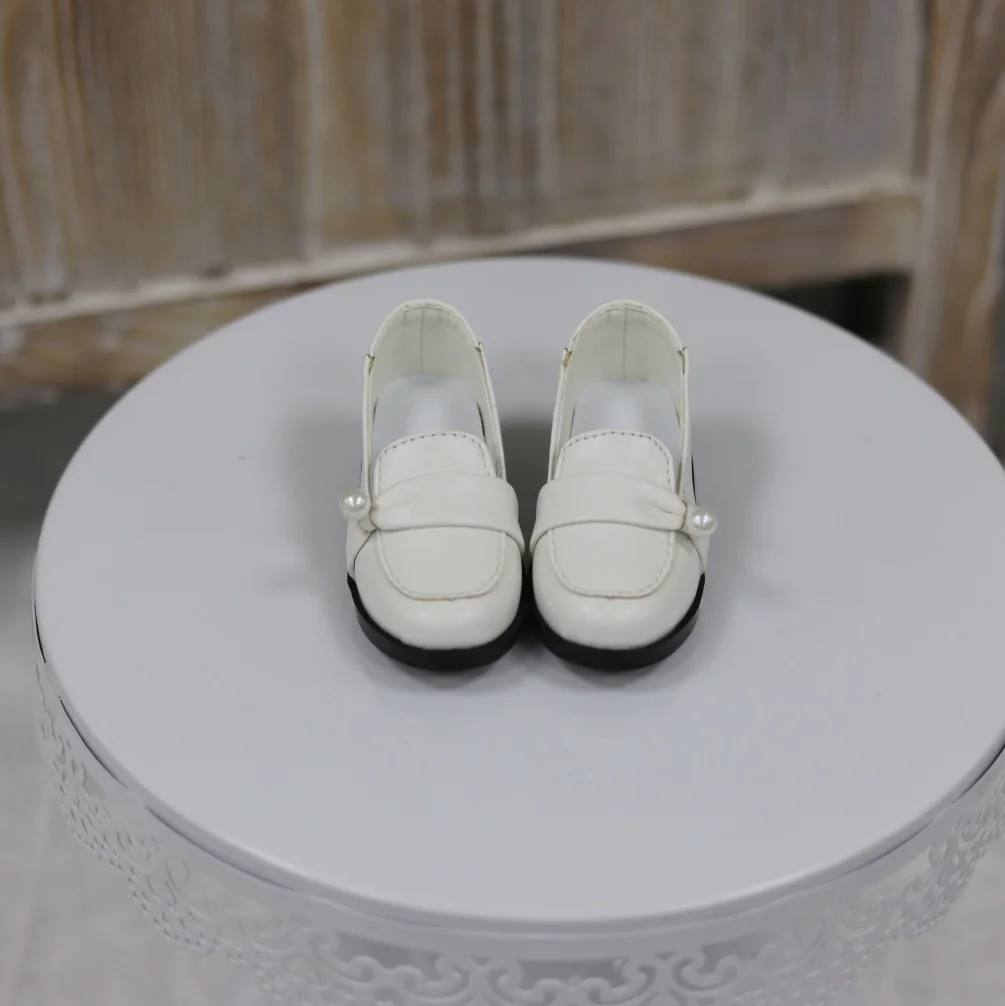 Обувь для кукол BJD, мягкая подошва, белая повседневная обувь, аксессуары для кукол BJD
Обувь для кукол BJD, мягкая подошва, белая повседневная обувь, аксессуары для кукол BJD
