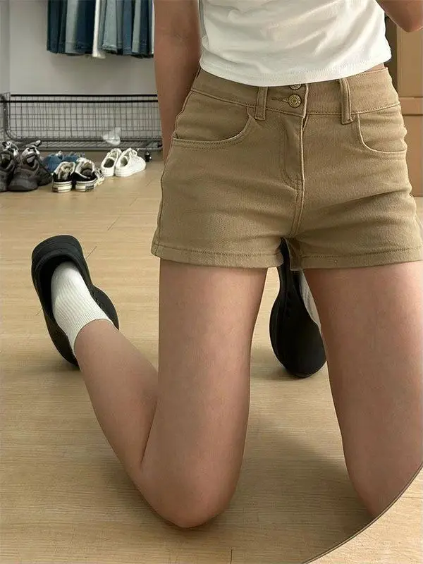 Khaki Straight Leg Denim Shorts Women Summer Sexy Tight Slim High Waist A-Line Hip Covering Hot Pants Cotton Stretch Denim
Khaki Straight Leg Denim Shorts Women Summer Sexy Tight Slim High Waist A-Line Hip Covering Hot Pants Cotton Stretch Denim