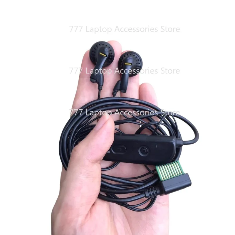 Remote control and headphones (MDR-E472) For WALKMAN WM-702 Used
Remote control and headphones (MDR-E472) For WALKMAN WM-702 Used