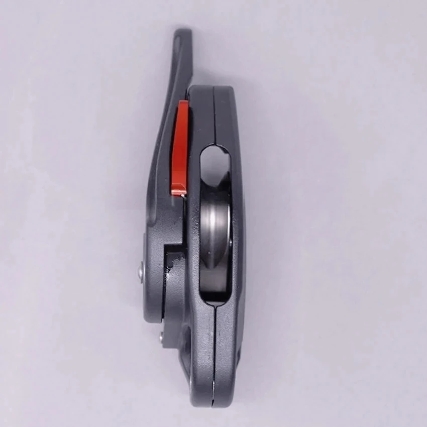 AE-CCK-TL Rope Descent Manual Stop Outdoor Climbing Speed Descent High-Altitude Operation Protector Descent Device
AE-CCK-TL Rope Descent Manual Stop Outdoor Climbing Speed Descent High-Altitude Operation Protector Descent Device