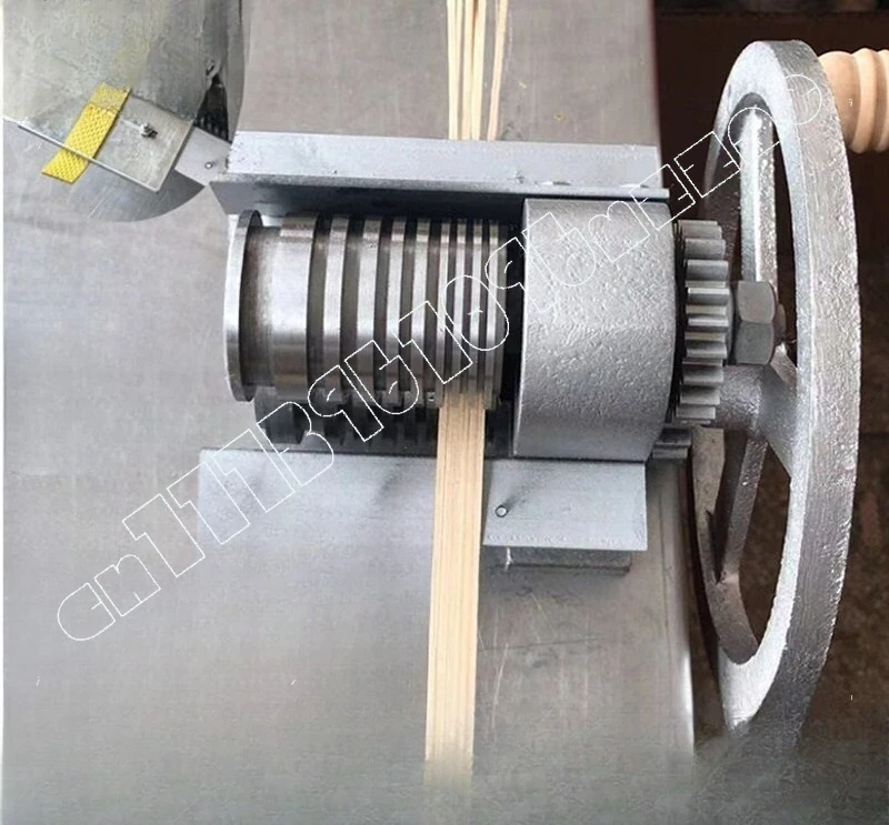 Bamboo Wire Machine Bamboo Strip Drawing Machine Thin Bamboo Sheet Wire Opening Machine PP Belt Plastic Belt Slitting
Bamboo Wire Machine Bamboo Strip Drawing Machine Thin Bamboo Sheet Wire Opening Machine PP Belt Plastic Belt Slitting