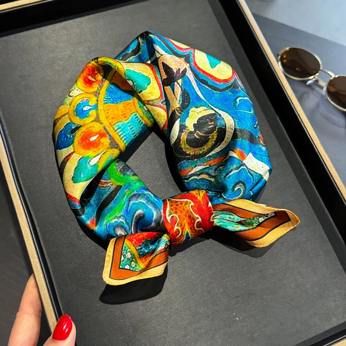 Шарф из 100% натурального шелка, женский платок для волос на шею, квадратная повязка на голову, шарфы, бандана, новый хиджаб, шарфы-пончо с принтом, шарфы из пашмины 
Шарф из 100% натурального шелка, женский платок для волос на шею, квадратная повязка на голову, шарфы, бандана, новый хиджаб, шарфы-пончо с принтом, шарфы из пашмины