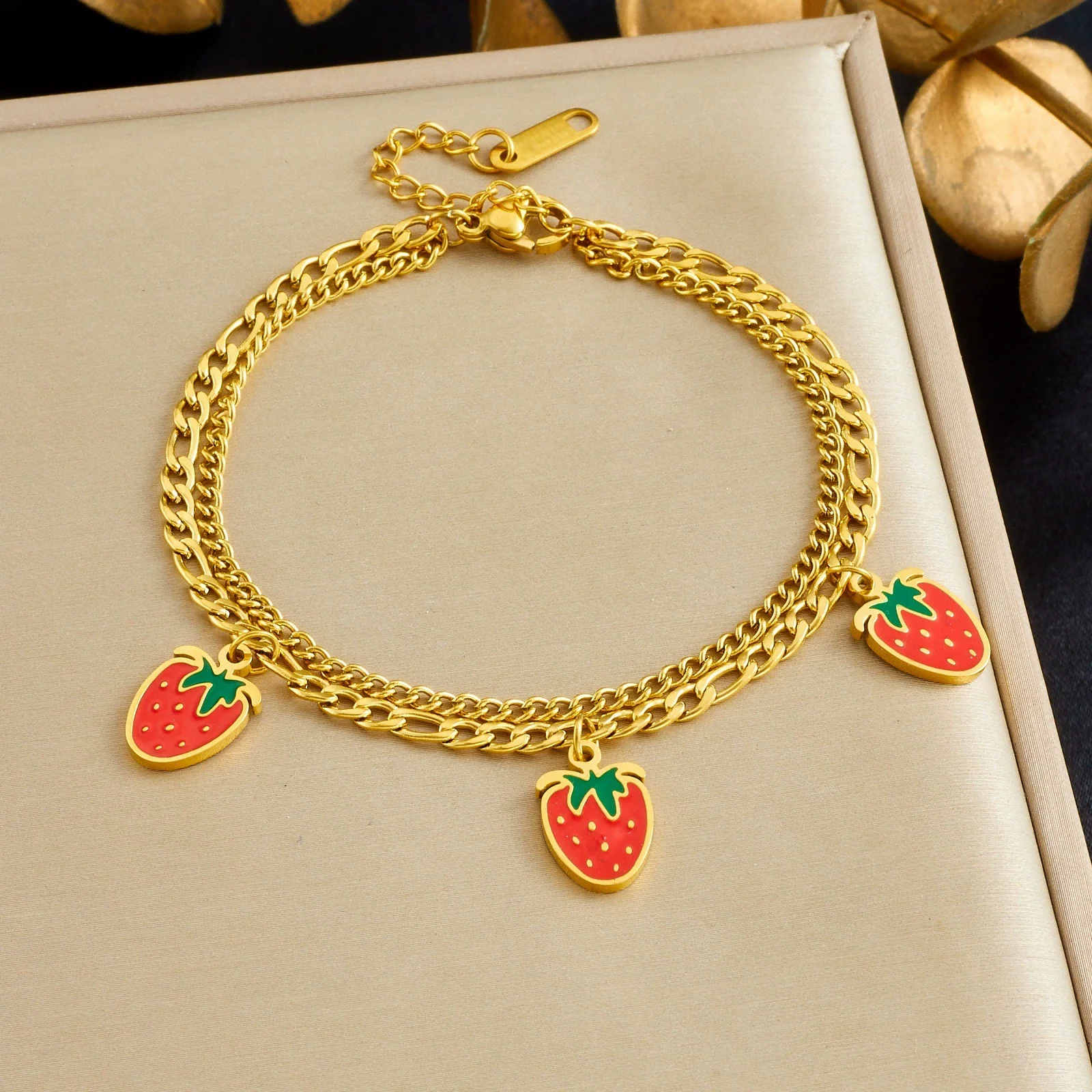 18K Gold Enamel Strawberry Charm Bracelet 316L Stainless Steel Double Cuban Chain Adjustable Cute Fruit Women Jewelry
18K Gold Enamel Strawberry Charm Bracelet 316L Stainless Steel Double Cuban Chain Adjustable Cute Fruit Women Jewelry
