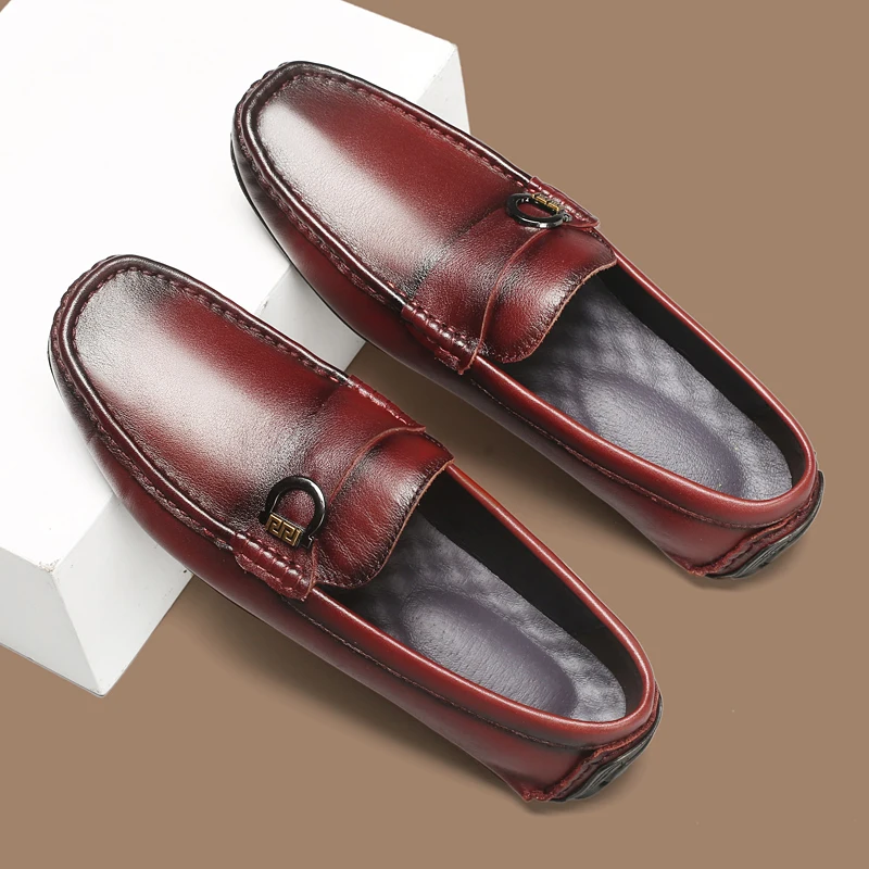 High Quality Men's Genuine Leather Loafers Handmade Casual Shoes Moccasins Slip on Walking Flats Versatile Male Business Shoes
High Quality Men's Genuine Leather Loafers Handmade Casual Shoes Moccasins Slip on Walking Flats Versatile Male Business Shoes