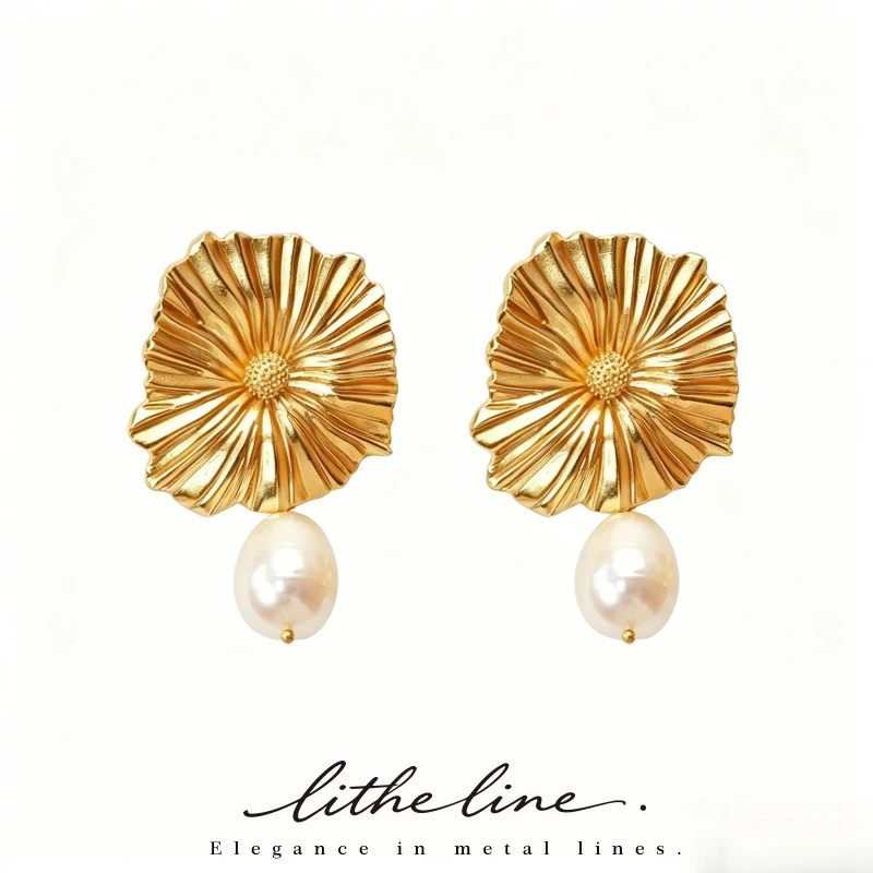 Litheline 24K Gold Plated Flower Baroque Pearl Earrings, Luxury Vintage Statement Jewelry Women Wedding
Litheline 24K Gold Plated Flower Baroque Pearl Earrings, Luxury Vintage Statement Jewelry Women Wedding