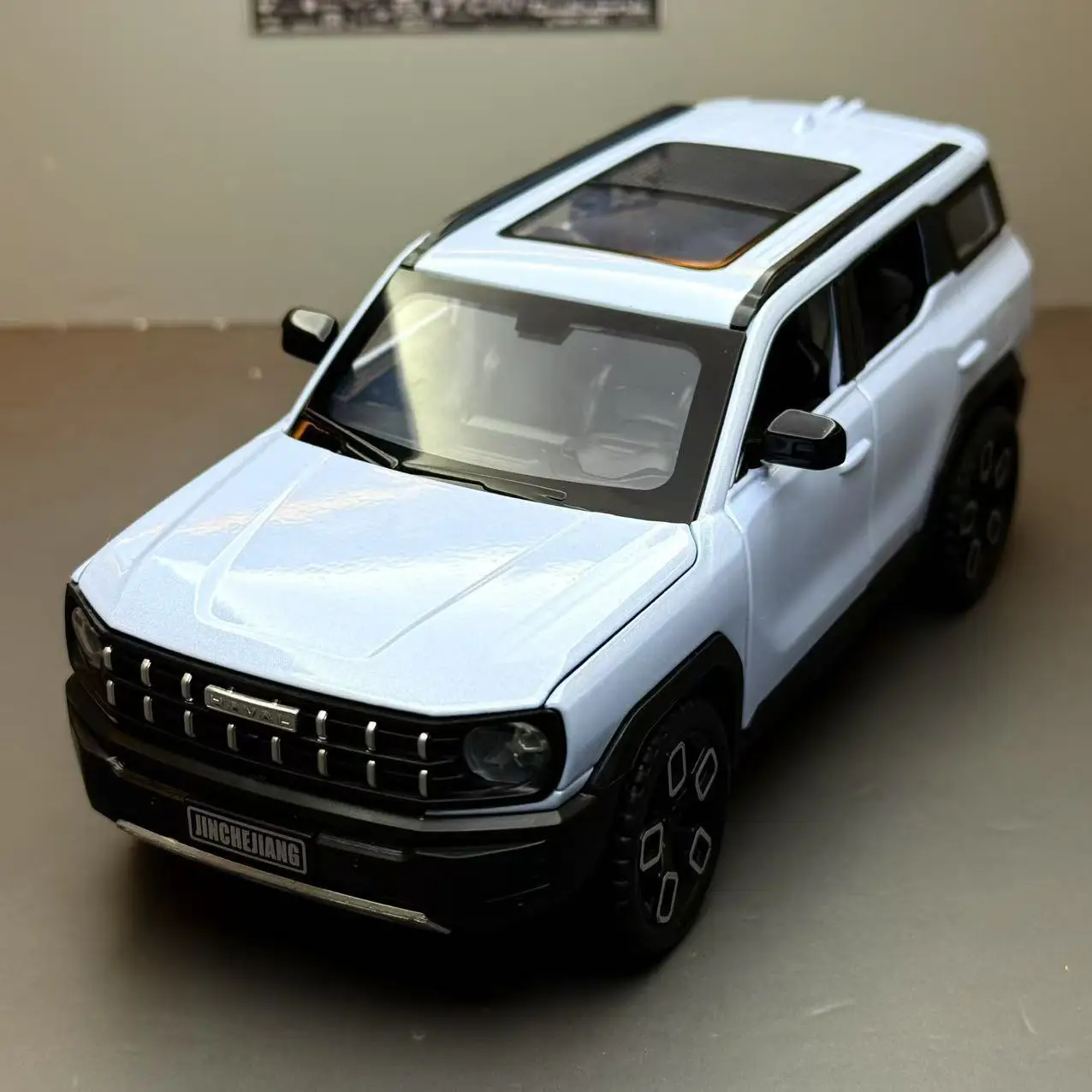 1:24 Haval X-DOG SUV Alloy Car Model Diecasts Metal Off-road Vehicles Car Model Simulation Sound and Light Collection Kids Gifts
1:24 Haval X-DOG SUV Alloy Car Model Diecasts Metal Off-road Vehicles Car Model Simulation Sound and Light Collection Kids Gifts