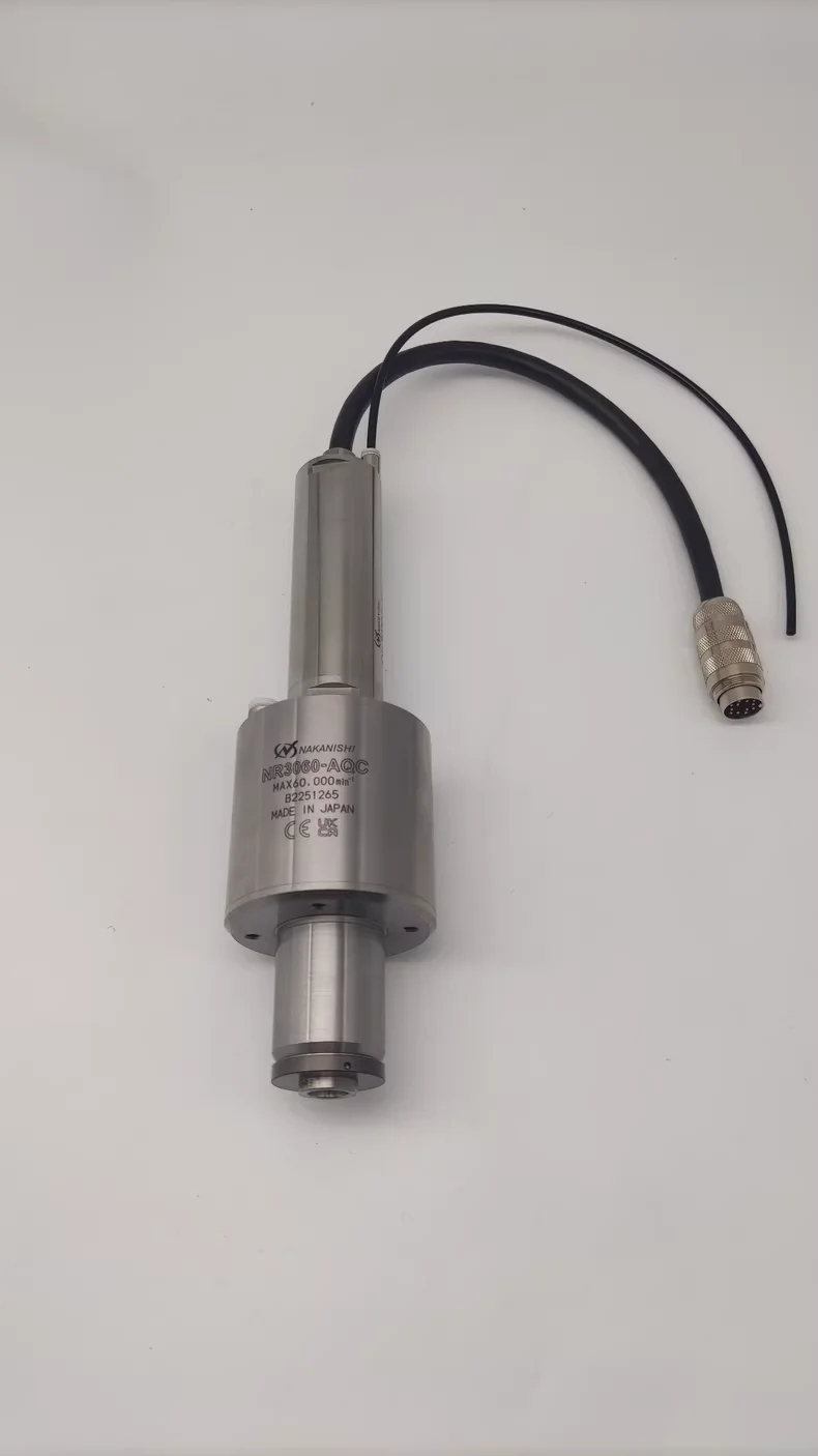 Шпиндель автоматической смены инструмента Nakanishi NR3060 — AQC с скоростью вращения 60000 об/мин и точностью работы 0,001 мм.
Шпиндель автоматической смены инструмента Nakanishi NR3060 — AQC с скоростью вращения 60000 об/мин и точностью работы 0,001 мм.