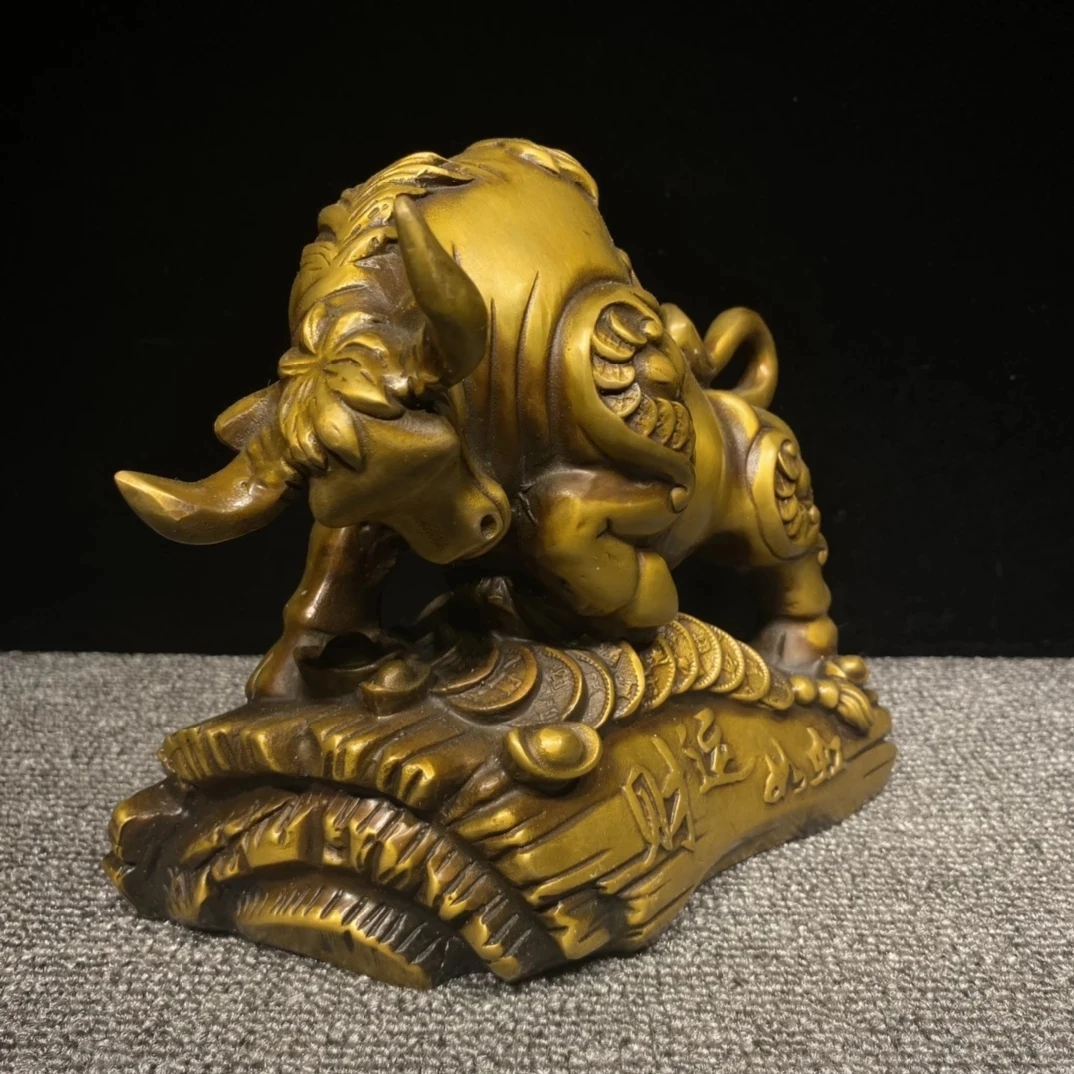 Pure copper animal statue carefully carved brass money cow wealth craft home ornament statue
Pure copper animal statue carefully carved brass money cow wealth craft home ornament statue