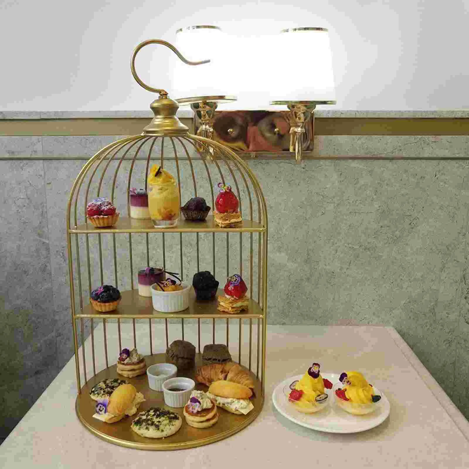 25 Cm Bird Cage Cake Stand Appetizers Necklace Display with Three Trays Desserts Iron Fruit Cakes
25 Cm Bird Cage Cake Stand Appetizers Necklace Display with Three Trays Desserts Iron Fruit Cakes