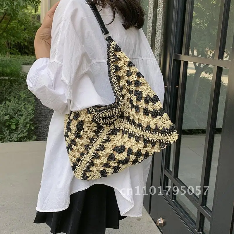 Women'S Woven Shoulder Bag, Large Capacity, Fashionable Grass Woven Bag, High Aesthetic Value, Casual Commuting Tote Bag
Women'S Woven Shoulder Bag, Large Capacity, Fashionable Grass Woven Bag, High Aesthetic Value, Casual Commuting Tote Bag