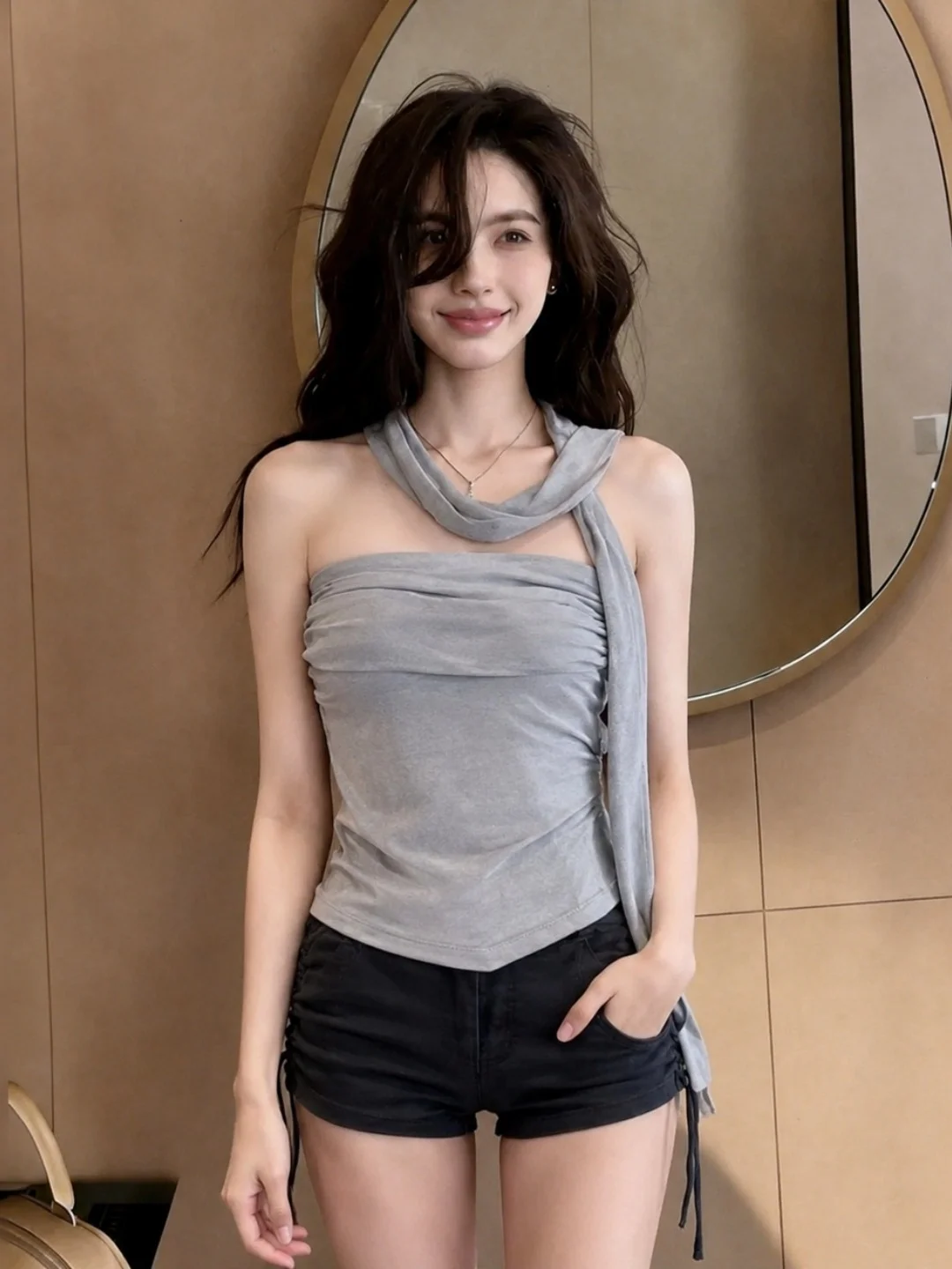 Soft Pure Color Summer Slim Fit Tube Top Vest Women's Skin-friendly Seamless Design Sensation Sleeveless Silk Blouse
Soft Pure Color Summer Slim Fit Tube Top Vest Women's Skin-friendly Seamless Design Sensation Sleeveless Silk Blouse