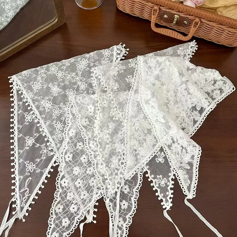 Triangle Head Wrap White Lace Flower Vintage Bandana for Women Beach Vacation Accessory Premium Lightweight Breathable Elegant
Triangle Head Wrap White Lace Flower Vintage Bandana for Women Beach Vacation Accessory Premium Lightweight Breathable Elegant