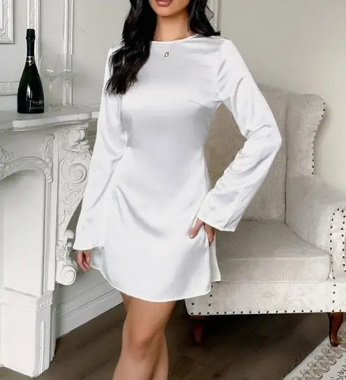 Elegant Long-Sleeved Long Skirt Dress Women's Clothing for Autumn and Winter 2025
Elegant Long-Sleeved Long Skirt Dress Women's Clothing for Autumn and Winter 2025