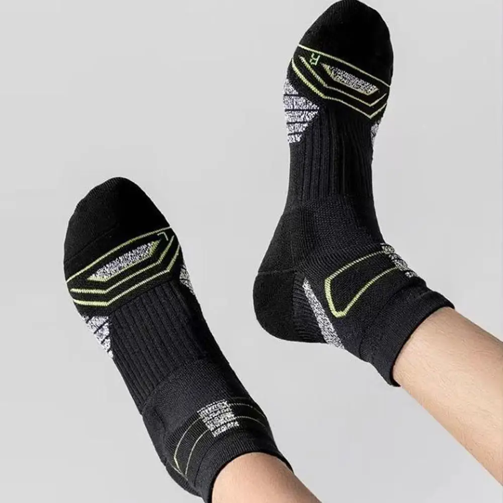 Multicolor Marathon Running Socks Thick Towel Bottom Sweat Absorption Cycling Socks Wear-resistant Ventilate Sports Socks
Multicolor Marathon Running Socks Thick Towel Bottom Sweat Absorption Cycling Socks Wear-resistant Ventilate Sports Socks