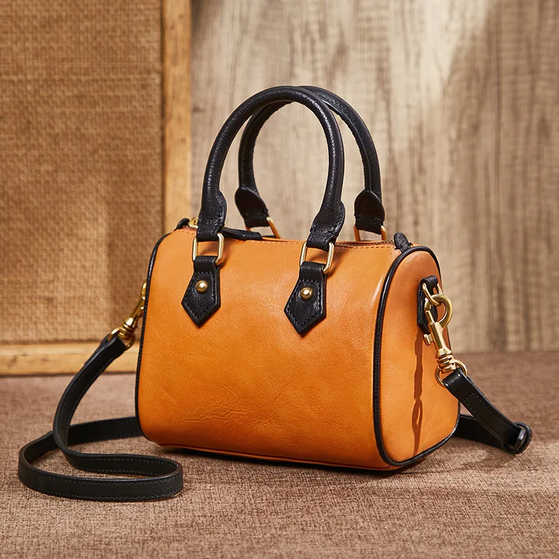 Classic Boston women's shoulder bag, luxury shoulder bag, genuine leather, vintage crossbody bag, fashionable
Classic Boston women's shoulder bag, luxury shoulder bag, genuine leather, vintage crossbody bag, fashionable