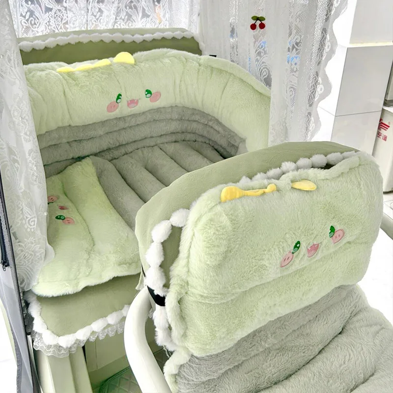 Universal Tricycle Seat Cushion Thick Plush Winter Warm Integrated Backrest Cold Resistant Comfort
Universal Tricycle Seat Cushion Thick Plush Winter Warm Integrated Backrest Cold Resistant Comfort