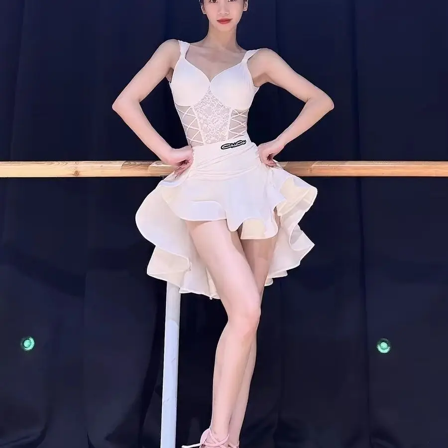 New Adult Latin Dance Dress for Women Advanced Practice Dress Sexy Big Swing Skirt Cha Cha Art Exam Performance Set 2026 Summer
New Adult Latin Dance Dress for Women Advanced Practice Dress Sexy Big Swing Skirt Cha Cha Art Exam Performance Set 2026 Summer