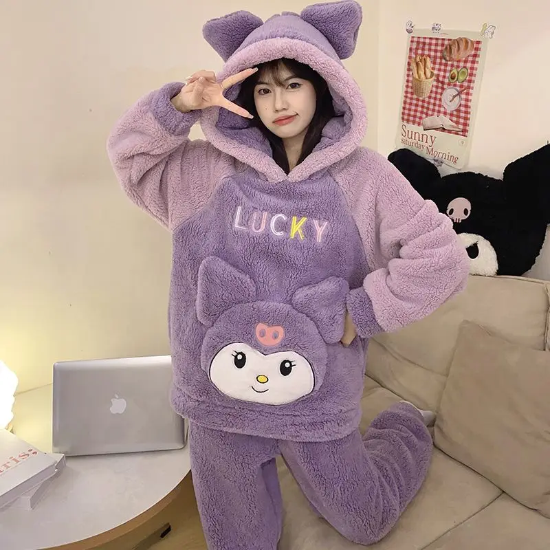 Sanrio Kuromi Cinnamoroll Coral Velvet Pajamas Set Women Hello Kitty Cartoon Long Sleeve Warm Girls Cute Melody Warm Homewear
Sanrio Kuromi Cinnamoroll Coral Velvet Pajamas Set Women Hello Kitty Cartoon Long Sleeve Warm Girls Cute Melody Warm Homewear