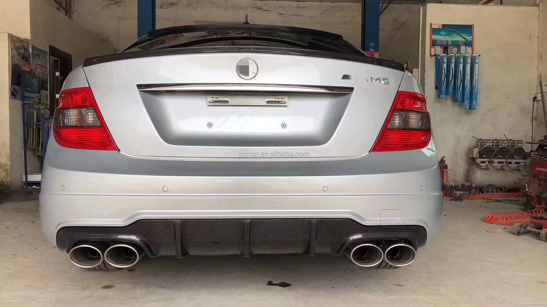 Top Selling Carbon Fiber W204 C63 AMG Rear Bumper Diffuser for C-Class W204 C63 AMG Diffuser