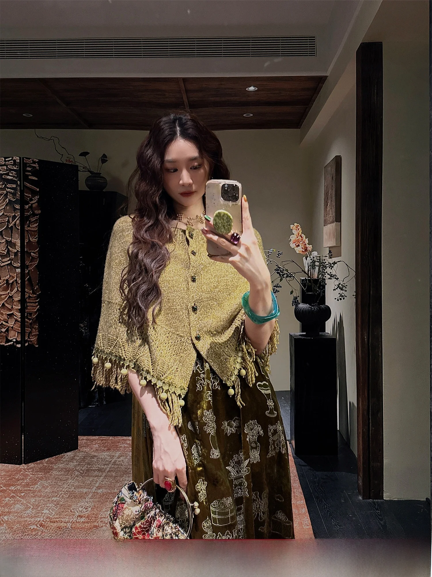 Sanji Bla Flower【He Qiue】Women's oulder Wrap Outerwear 2025 New Multi-color Woolen Tassel Fringe Premium Feel
Sanji Bla Flower【He Qiue】Women's oulder Wrap Outerwear 2025 New Multi-color Woolen Tassel Fringe Premium Feel