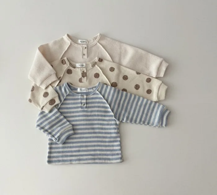 Unisex Kids Waffle Knit T Shirt Cotton Loose Fit Casual Top Korean Style Basic Tee for Baby Toddler Boys Girls Trendy Streetwear
Unisex Kids Waffle Knit T Shirt Cotton Loose Fit Casual Top Korean Style Basic Tee for Baby Toddler Boys Girls Trendy Streetwear