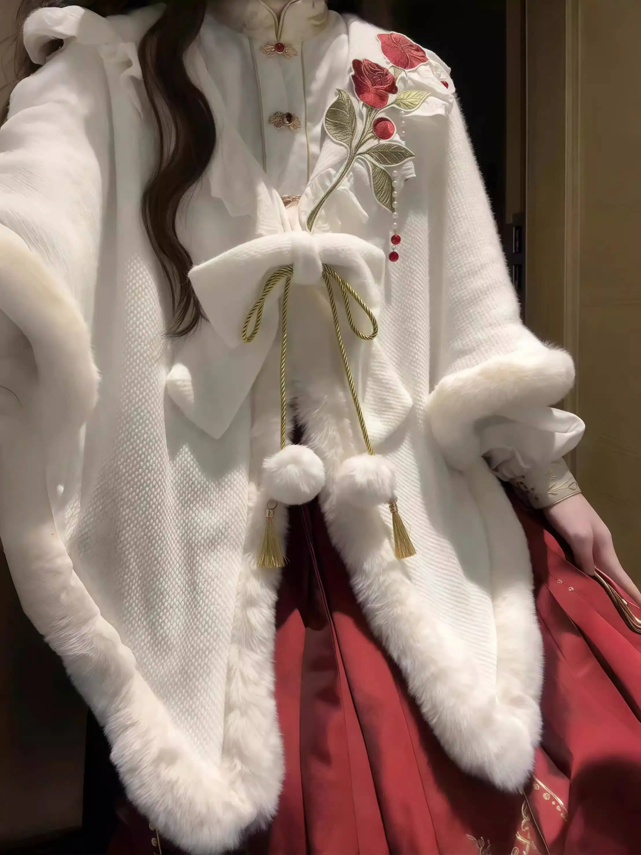 Girl's Neverland Snow Rose New Chinese Style Horse Face Skirt Cape Shirt Set Han-Yang Eclectic Ancient Clothes
Girl's Neverland Snow Rose New Chinese Style Horse Face Skirt Cape Shirt Set Han-Yang Eclectic Ancient Clothes