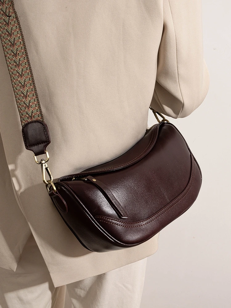 2025 New Trendy Retro Genuine Women's Leather Bag, Fashionable Crossbody Bag and Cowhide Single-Shoulder Bag CH5-614-3
2025 New Trendy Retro Genuine Women's Leather Bag, Fashionable Crossbody Bag and Cowhide Single-Shoulder Bag CH5-614-3